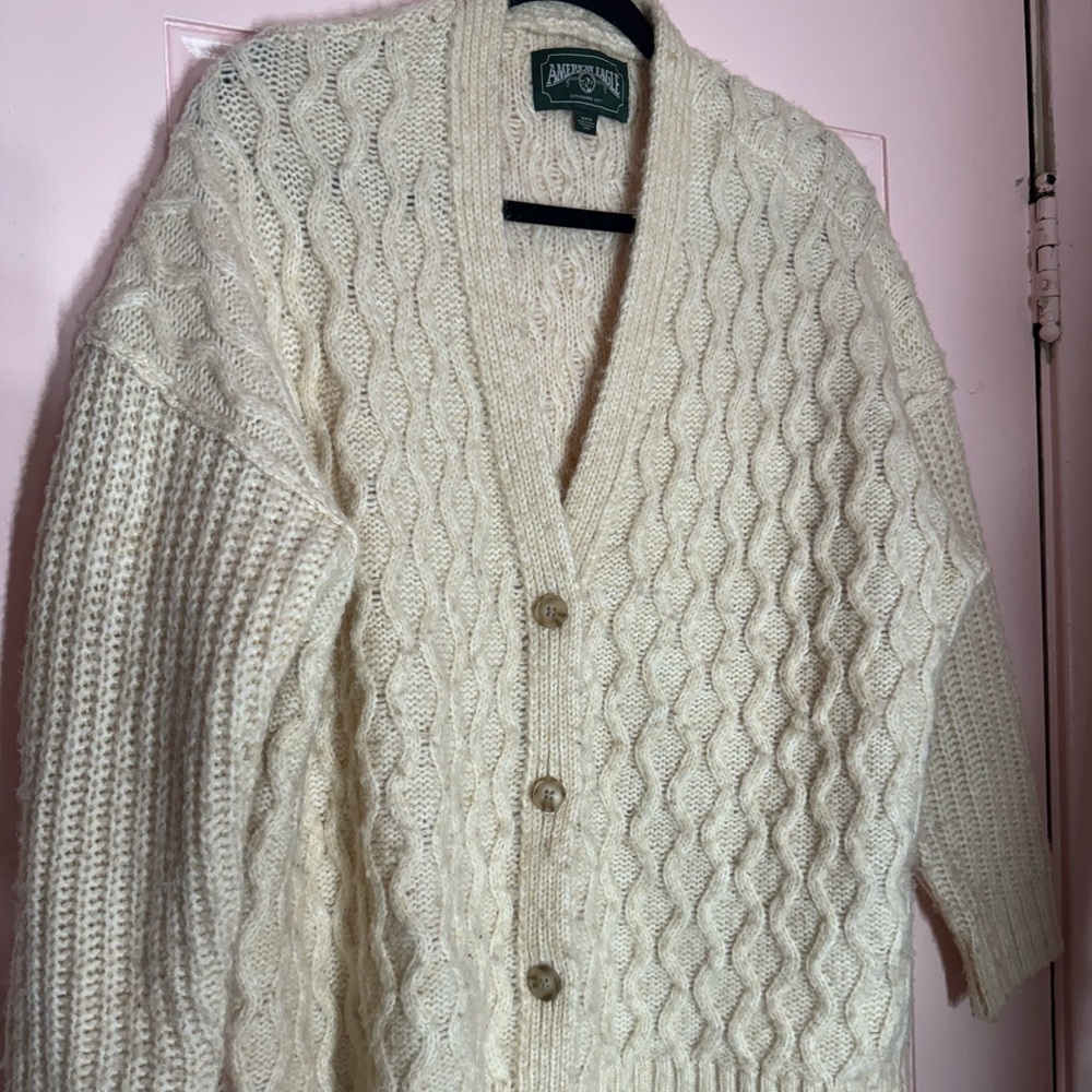American Eagle Knitted Cream Cardigan